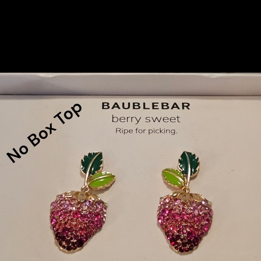 🍓BOGO* BaubleBar Ombré Pink Berry Strawberry Dangle Earrings w/Green Leaves NWT